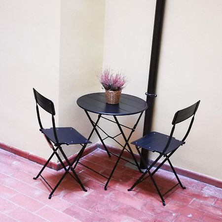 Ca Porticoes Apartment Bologna Bagian luar foto