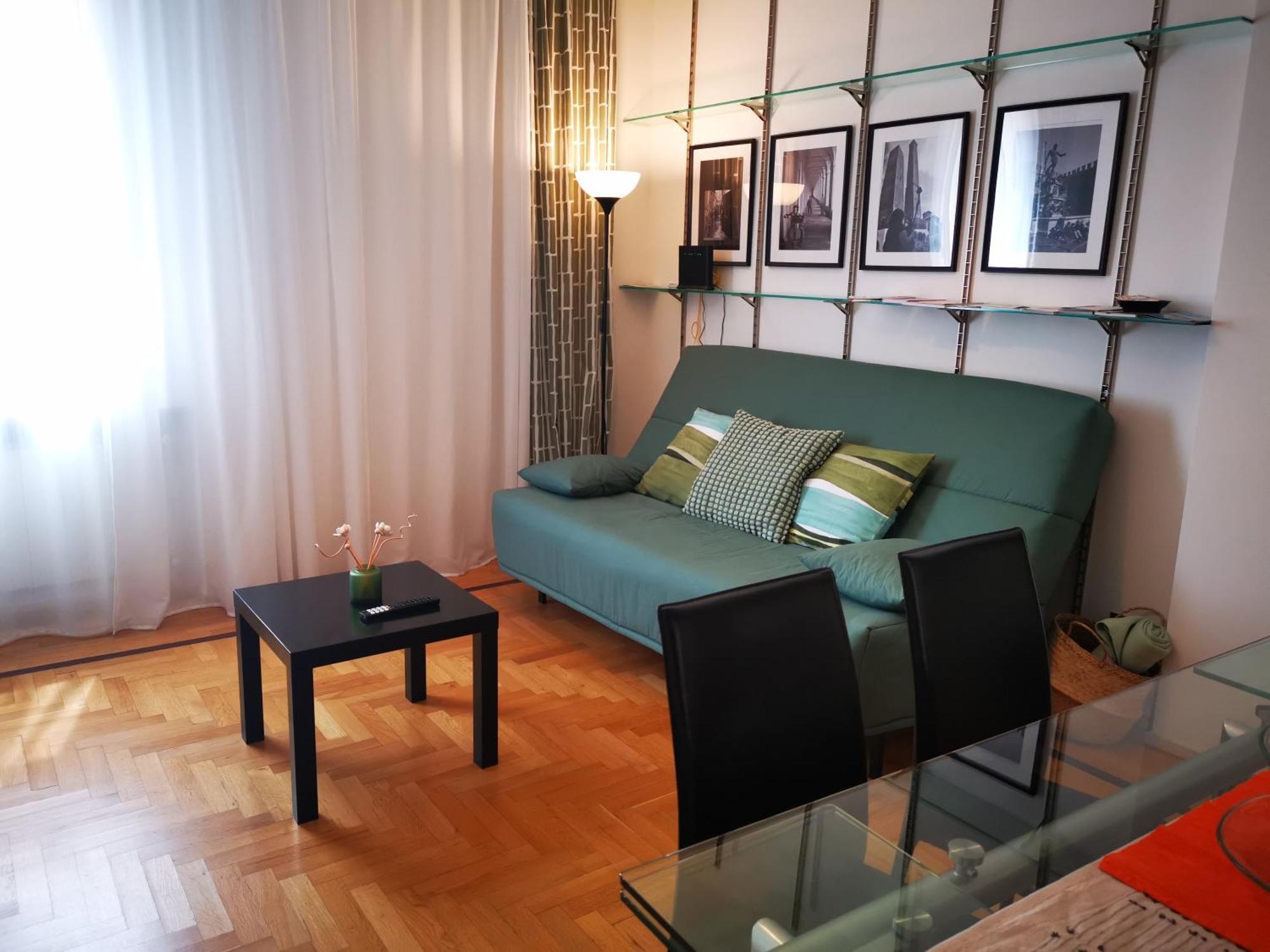 Ca Porticoes Apartment Bologna Bagian luar foto